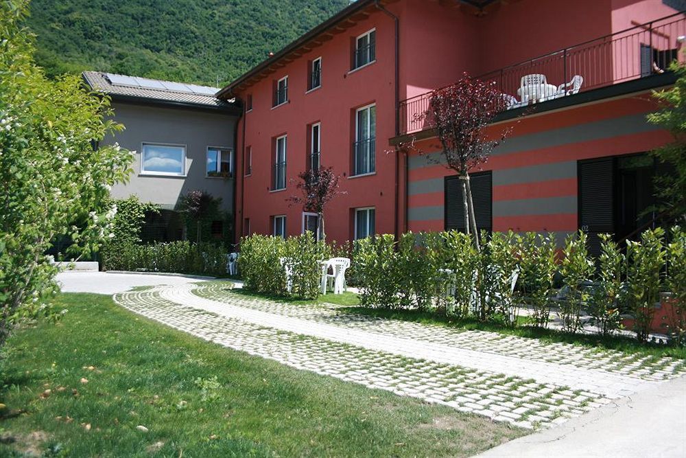 Апартаменти Residenza XX Settembre Maslianico Екстер'єр фото